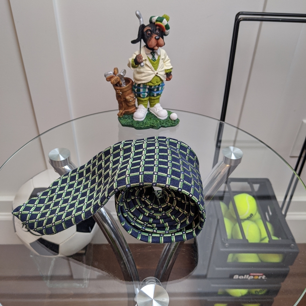 Izod necktie